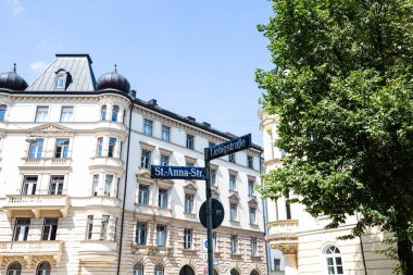 Münih 'teki St. Anna Place, Lehel