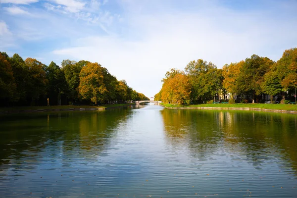 Nymphenburger Kanal Munich Germany Otoño —  Fotos de Stock