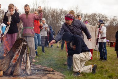 Krasnodar, Krasnodar Krai, Rusya 03.24.2019 Eski Pagan Maslenitsa festivali. Antik geleneklere göre kutlama..