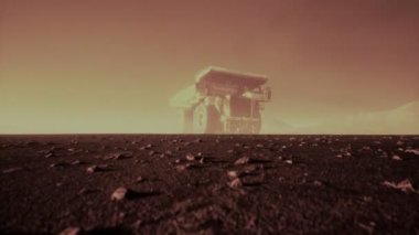 Kariyerinde büyük sarı maden kamyonu tozlandı.