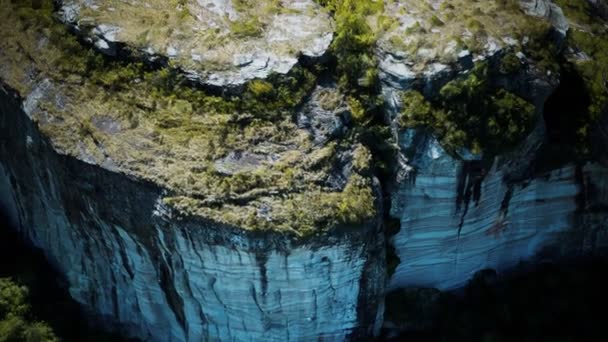 Cliffs at the atlantic Ocean coast Algarve Portugal — Stock Video