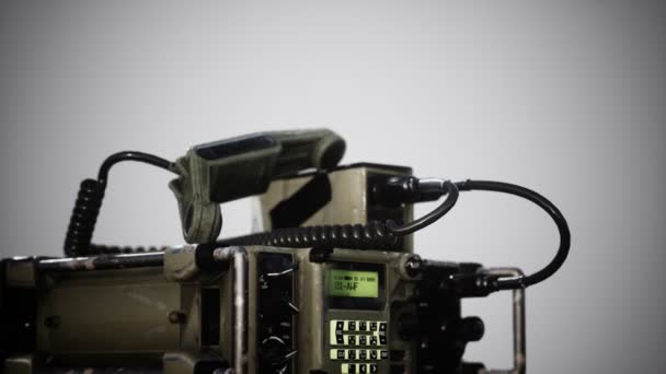 Painel de controle de radiocomunicação militar — Vídeo de Stock