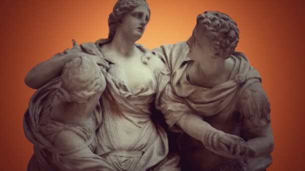 Arria a Poetus antická socha — Stock video