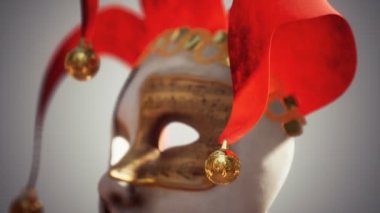 Venedik karnaval maskeleri altınla