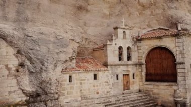 Burgos İspanya 'daki San Bernabe Mağarası