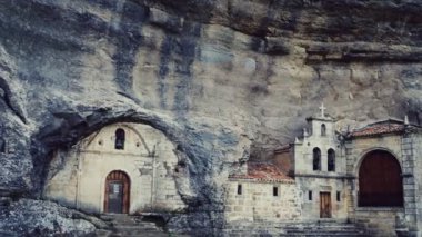 Burgos İspanya 'daki San Bernabe Mağarası