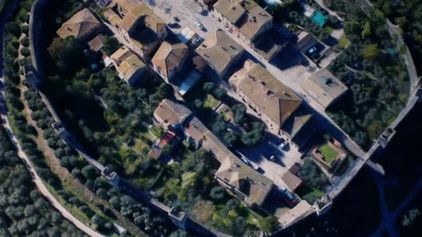 蒙特利戈尼镇的空中景观 — 图库视频影像