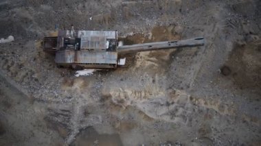 Altın Madenciliği Üzerine Eski Tarihi Altın Dredge