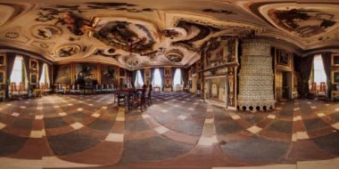 Vr 360 Krallar Salonu 'nun içinde.