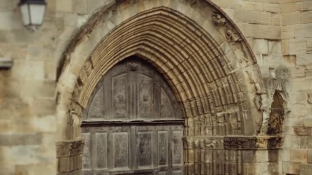 Templom Szent Sauveur Fegeac ajtó — Stock videók
