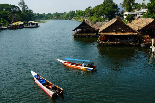Канчанабури Таиланд Января 2019 Ландшафт Реки Квай Лодками Плавучими Ресторанами — стоковое фото