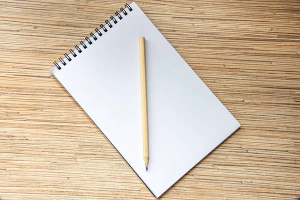 Caderno Com Lápis Sobre Fundo Madeira Espaço Trabalho Acolhedor Vista — Fotografia de Stock