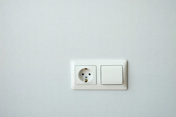 White Plastic Switched Double Socket Light Switch Power Socket Control — Stock Photo, Image