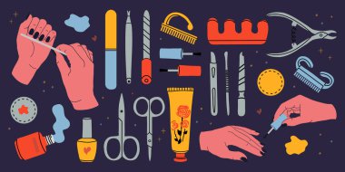 Büyük bir set manikür aleti..