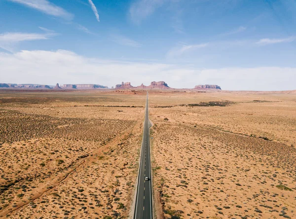 Luftaufnahme der Autobahn in der Wüste — Stockfoto