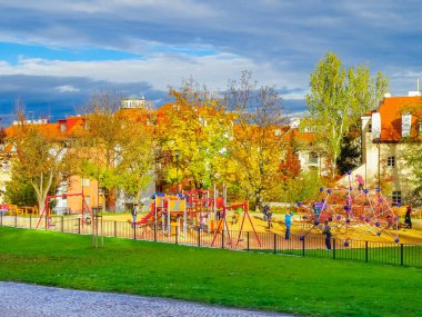 Praga, Çek Cumhuriyeti - 3 Kasım 2012, çocuk parkı manzarası