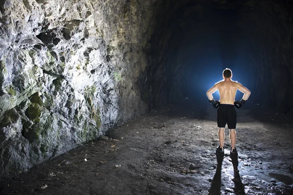 Jonge Bokser Voorbereiden Zijn Opleiding Een Gevecht — Stockfoto