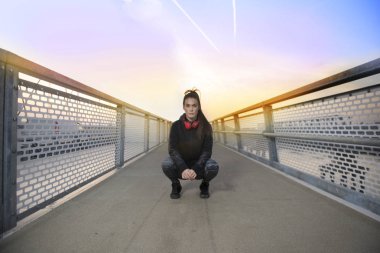 Kararlı genç kadın eğitimi