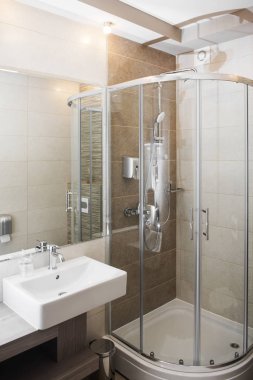 Modern ve lüks banyo