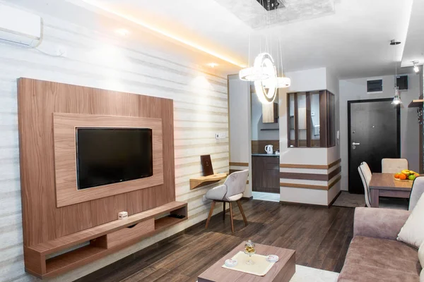 Luxurious wooden apartment — Stock Photo, Image