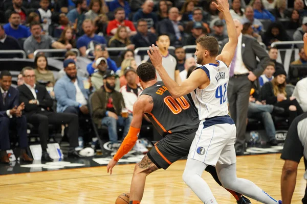 Orlando Magic Gastheer Van Dallas Mavericks Het Amway Center Orlando — Stockfoto