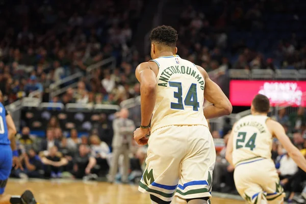 Orlando Magic Hospeda Milwaukee Bucks Amway Orlando Florida Sábado Fevereiro — Fotografia de Stock