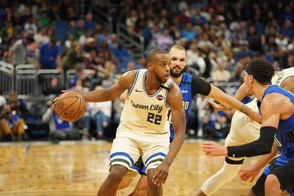 Orlando Magic Hospeda Milwaukee Bucks Amway Orlando Florida Sábado Fevereiro — Fotografia de Stock