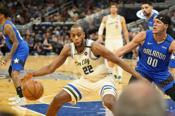 Orlando Magic Host Milwaukee Bucks Amway Orlando Florida Saturday February — Stock Photo, Image