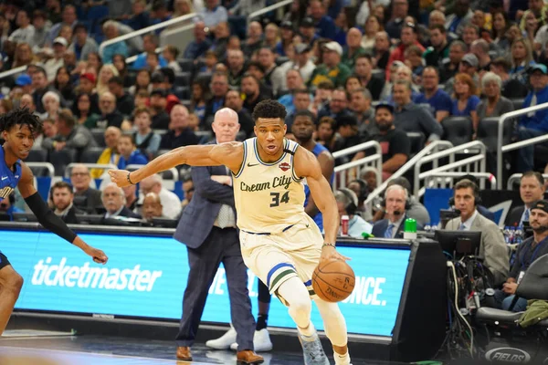 Orlando Magic Hostit Milwaukee Bucks Amway Orlando Florida Sobotu Února — Stock fotografie