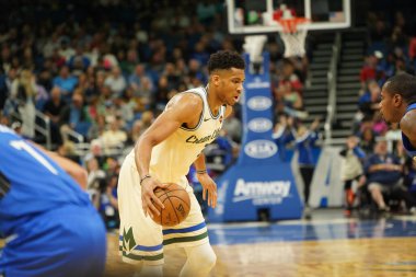 Orlando Magic, 8 Şubat 2020 tarihinde Orlando Florida 'daki Amway' de Milwaukee Bucks 'a ev sahipliği yaptı.. 