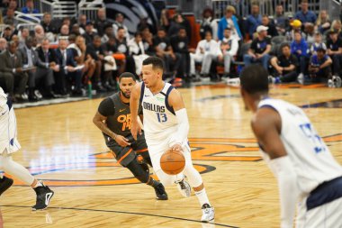 Orlando Magic, 21 Şubat 2020 Cuma günü Orlando Florida 'daki Amway Center' da Dallas Mavericks 'e ev sahipliği yapıyor..