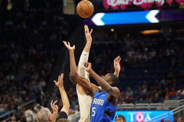 Orlando Magic, 8 Şubat 2020 tarihinde Orlando Florida 'daki Amway' de Milwaukee Bucks 'a ev sahipliği yaptı.. 