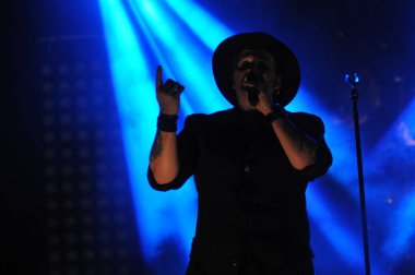 Christian Rock Bands Audio Adrenaline ve Kutless 23 Mart 2014 'te Osceola Sahne Sanatları Merkezi Kissimmee, FL' de sahne almaktadır..