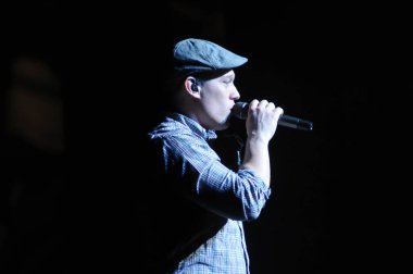 Christian Rock Bands Audio Adrenaline ve Kutless 23 Mart 2014 'te Osceola Sahne Sanatları Merkezi Kissimmee, FL' de sahne almaktadır..