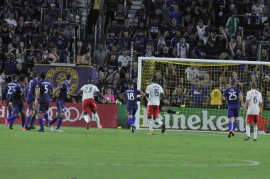 Orlando City 27 Eylül 2017 'de Orlando City Stadyumu' nda New England Devrimi 'ne ev sahipliği yaptı.. 