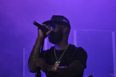 R & B Şarkıcıları Keith Sweat, Jagged Edge, Dru Hill ve Sisqo 15 Kasım 2014 'te Orlando Florida' daki CFE Arena 'da sahne aldılar..  