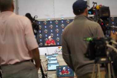 Arnold Palmer 2019 kazananı Francesco Molinari ile 3 Mart 2020 Salı günü Orlando, Florida 'daki Bay Hill' de basın toplantısı düzenledi..  