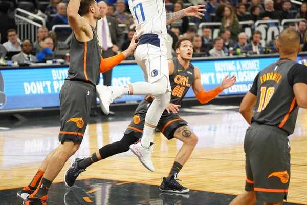 Orlando Magic Gastheer Van Dallas Mavericks Het Amway Center Orlando — Stockfoto