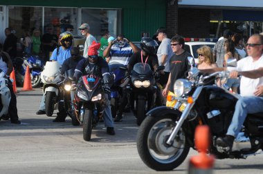 17 Mart 2012 'de Daytona Beach Florida' da düzenlenen Bisiklet Haftası 'nda bisikletçiler. Fotoğraf: Marty Jean-Louis