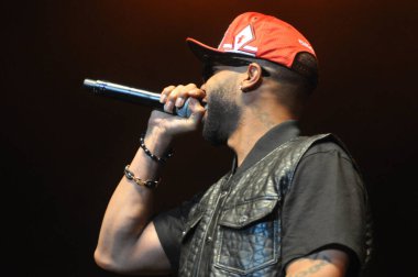 R & B Şarkıcıları Keith Sweat, Jagged Edge, Dru Hill ve Sisqo 15 Kasım 2014 'te Orlando Florida' daki CFE Arena 'da sahne aldılar..  