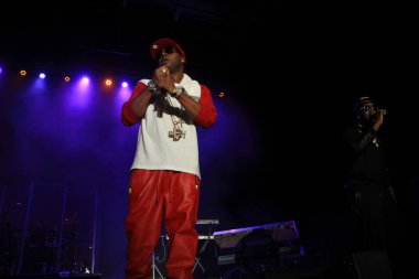 R & B Şarkıcıları Keith Sweat, Jagged Edge, Dru Hill ve Sisqo 15 Kasım 2014 'te Orlando Florida' daki CFE Arena 'da sahne aldılar..  