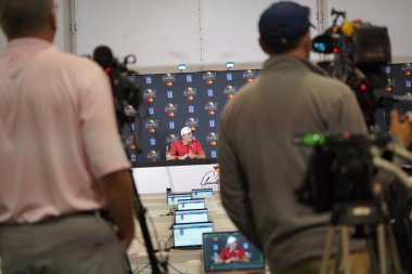 Arnold Palmer 2019 kazananı Francesco Molinari ile 3 Mart 2020 Salı günü Orlando, Florida 'daki Bay Hill' de basın toplantısı düzenledi..  