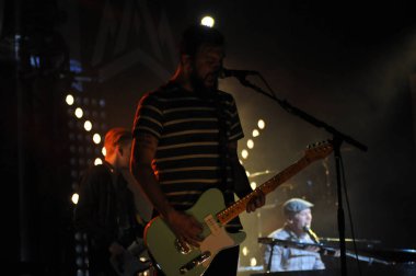 Christian Rock Bands Audio Adrenaline ve Kutless 23 Mart 2014 'te Osceola Sahne Sanatları Merkezi Kissimmee, FL' de sahne almaktadır..