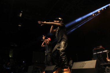 R & B Şarkıcıları Keith Sweat, Jagged Edge, Dru Hill ve Sisqo 15 Kasım 2014 'te Orlando Florida' daki CFE Arena 'da sahne aldılar..  