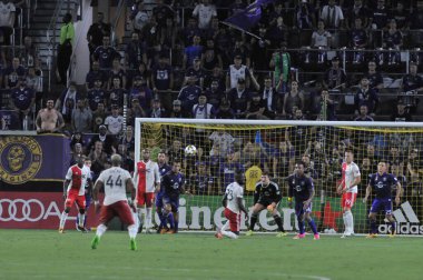 Orlando City 27 Eylül 2017 'de Orlando City Stadyumu' nda New England Devrimi 'ne ev sahipliği yaptı.. 