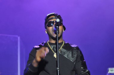 R & B Şarkıcıları Keith Sweat, Jagged Edge, Dru Hill ve Sisqo 15 Kasım 2014 'te Orlando Florida' daki CFE Arena 'da sahne aldılar..  