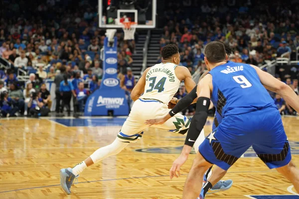 Orlando Magic Host Milwaukee Bucks Amway Orlando Florida Saturday February — Stock Photo, Image