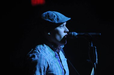 Christian Rock Bands Audio Adrenaline ve Kutless 23 Mart 2014 'te Osceola Sahne Sanatları Merkezi Kissimmee, FL' de sahne almaktadır..  