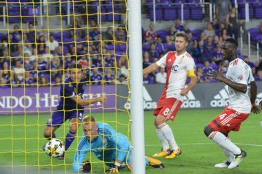 Orlando City 27 Eylül 2017 'de Orlando City Stadyumu' nda New England Devrimi 'ne ev sahipliği yaptı..  