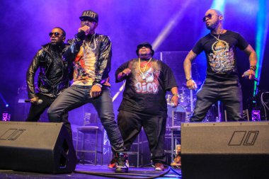 R & B Şarkıcıları Keith Sweat, Jagged Edge, Dru Hill ve Sisqo 15 Kasım 2014 'te Orlando Florida' daki CFE Arena 'da sahne aldılar.. 